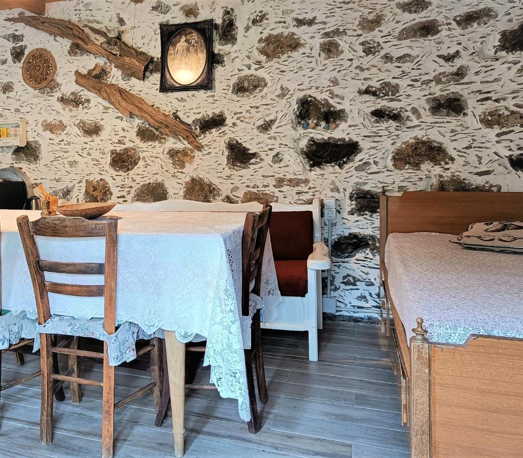 فيلا Casa Pappadiana Traditional Stonehouse Kefálion المظهر الخارجي الصورة